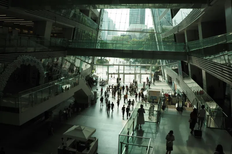 The Mall Was Our Internet: A Eulogy for the Way America Used to Shop